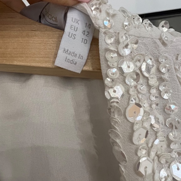 White Sequinned Long Sleeve White Dress - Picture 4 of 6